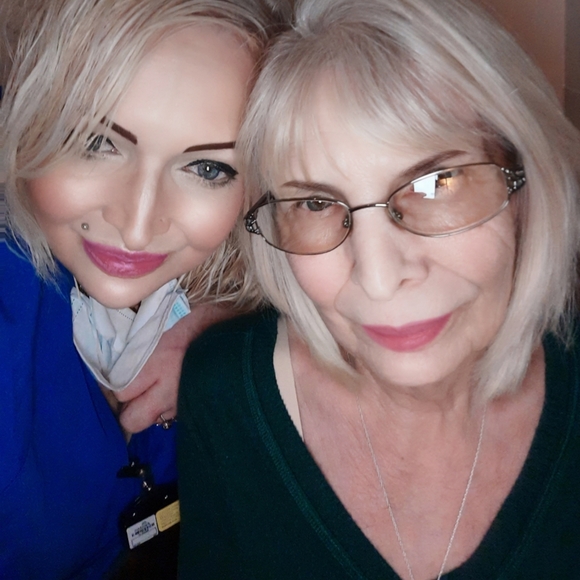 💜Meet Your Posher💜 - Picture 2 of 6